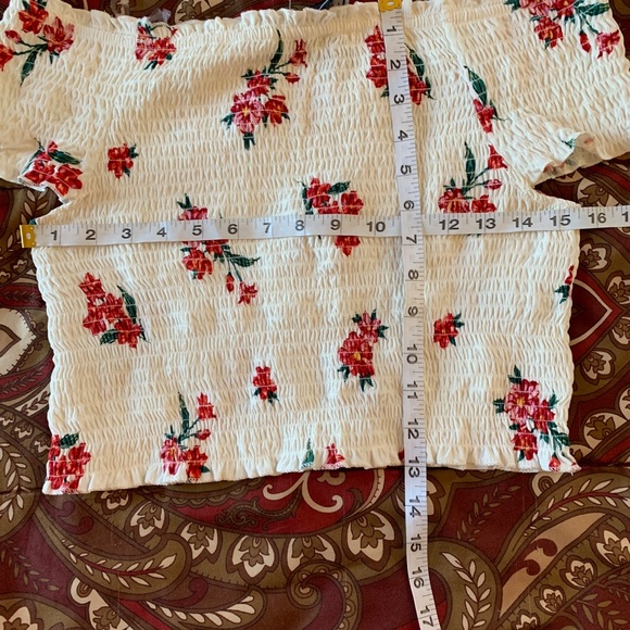 Polly & Esther Ivory Floral Stretch Crop Top L - Picture 4 of 4